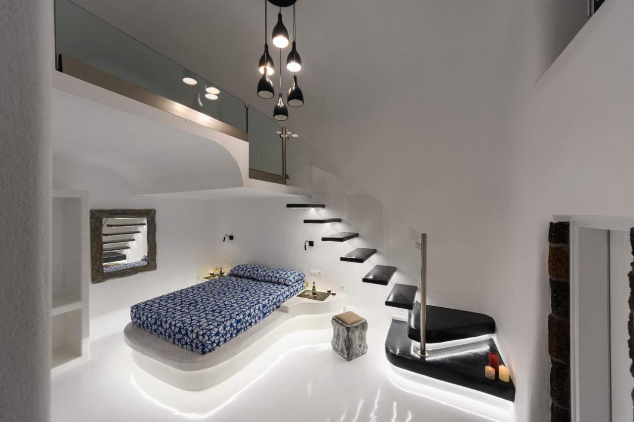 Апартаменты Santorini Traditional Apt With Private Hot Tub Тира Экстерьер фото